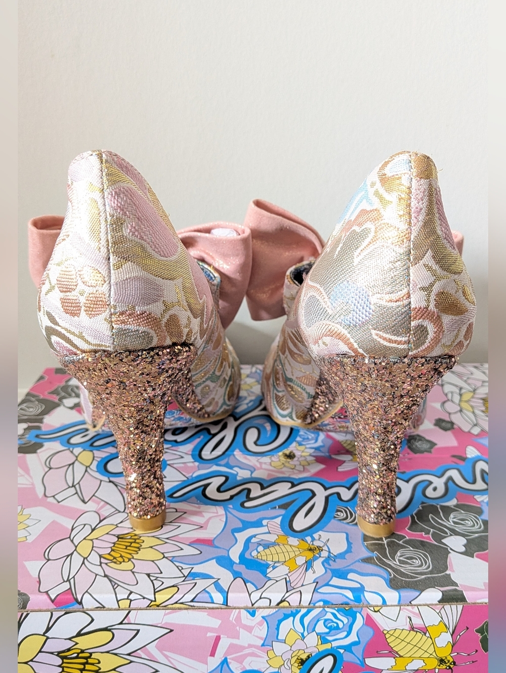 Irregular Choice Windsor Pink Gold Brocade Mary Jane Bow Pump Heels 37 NIB - Picture 6 of 9